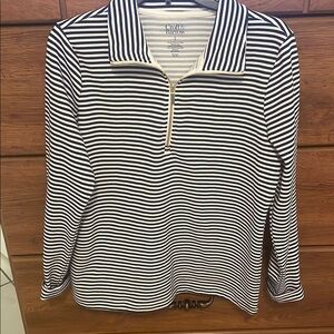 Croft & Barrow long sleeve top